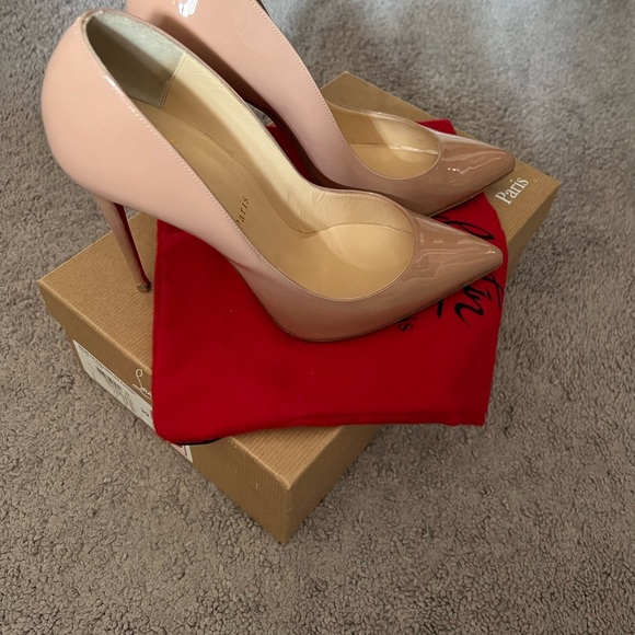 Red bottoms - Picture 3 of 4